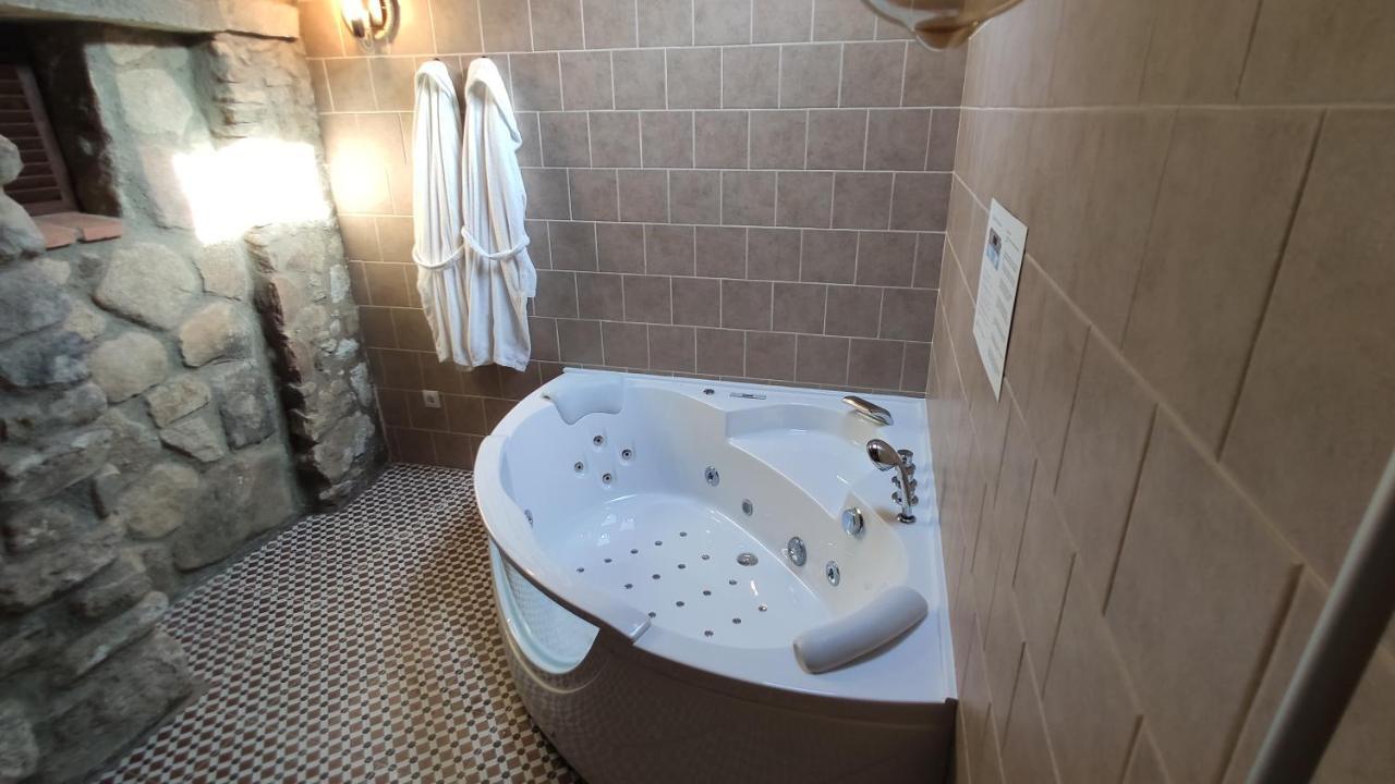 Apartamentos Rurales La Casa De Luis Santa Cruz de la Sierra Eksteriør bilde