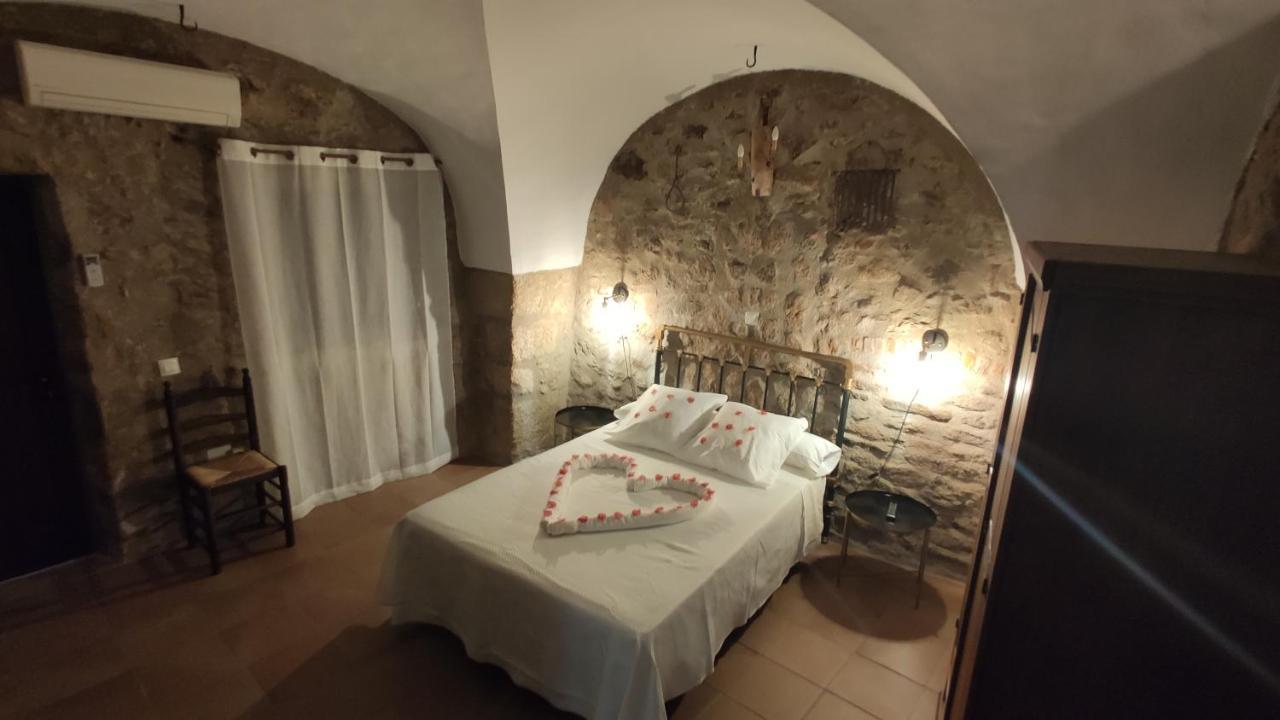 Apartamentos Rurales La Casa De Luis Santa Cruz de la Sierra Eksteriør bilde